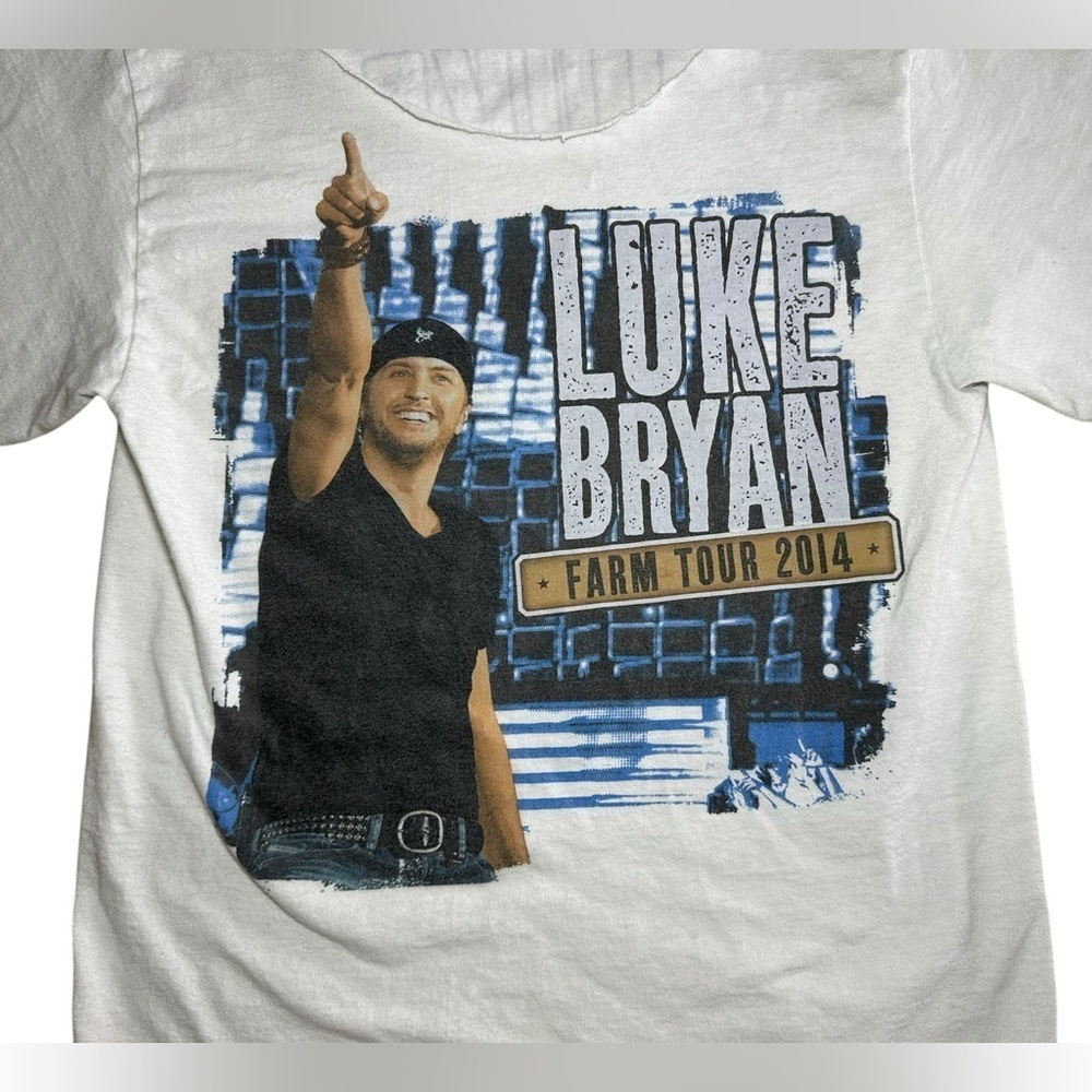 Luke Bryan Farm Tour 2014 T Shirt - Picture 2 of 5